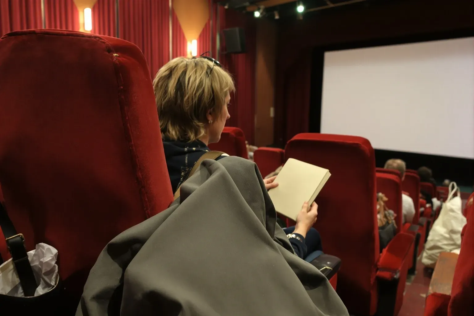 Judith Godrèche adapte Annie Ernaux : ce que son film Mémoire de fille met en avant, à relire dans le livre